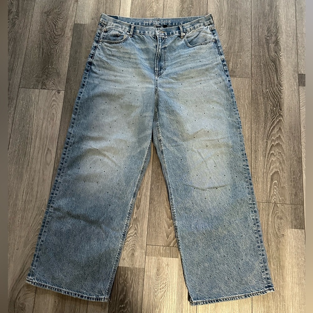 American Eagle Light Blue Sparkly Relaxed Straight Jeans - Size 16 Short